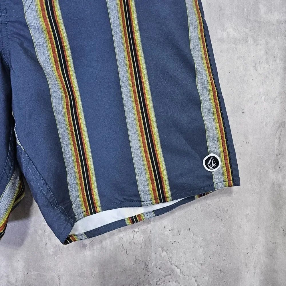 VOLCOM Mens 34 Ravesi Striped Boardshorts Swimsuit Rare‎ Swim Wake Surf Beach